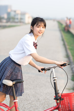 人妻月娟偷偷奸淫 界面截图